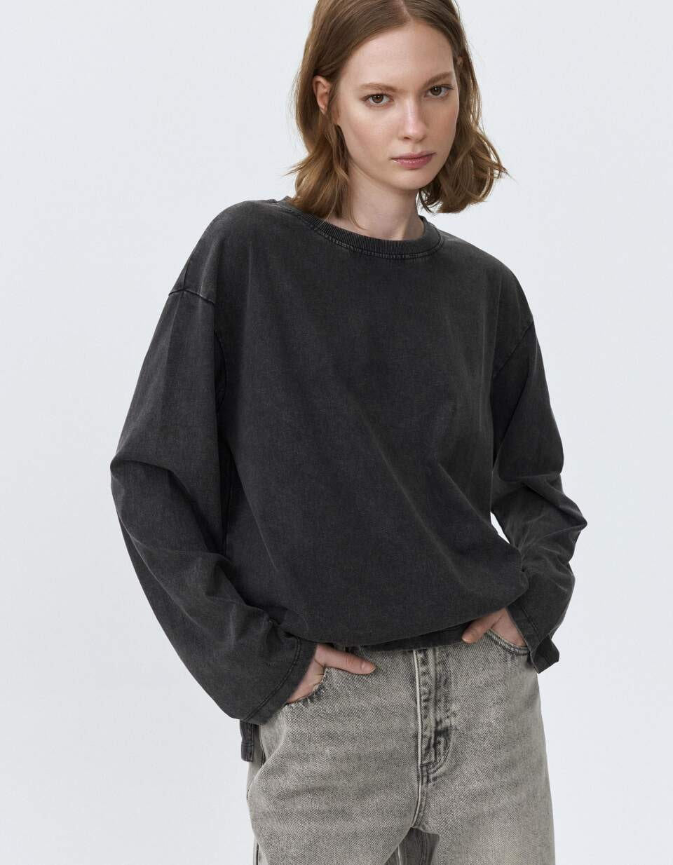Лонгслив ANNA OVERSIZE FIT с эффектом кислотной стирки