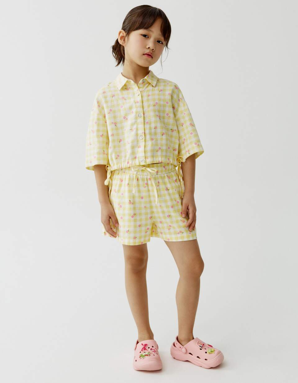 Короткие шорты из смесового льна для девочек