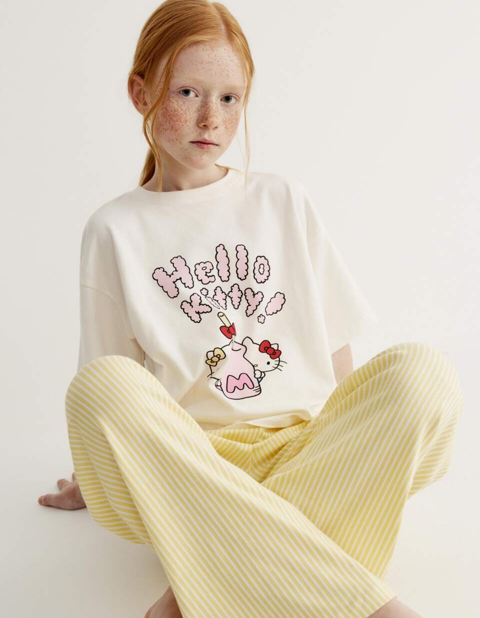 Пижама с принтом Hello Kitty для девочек