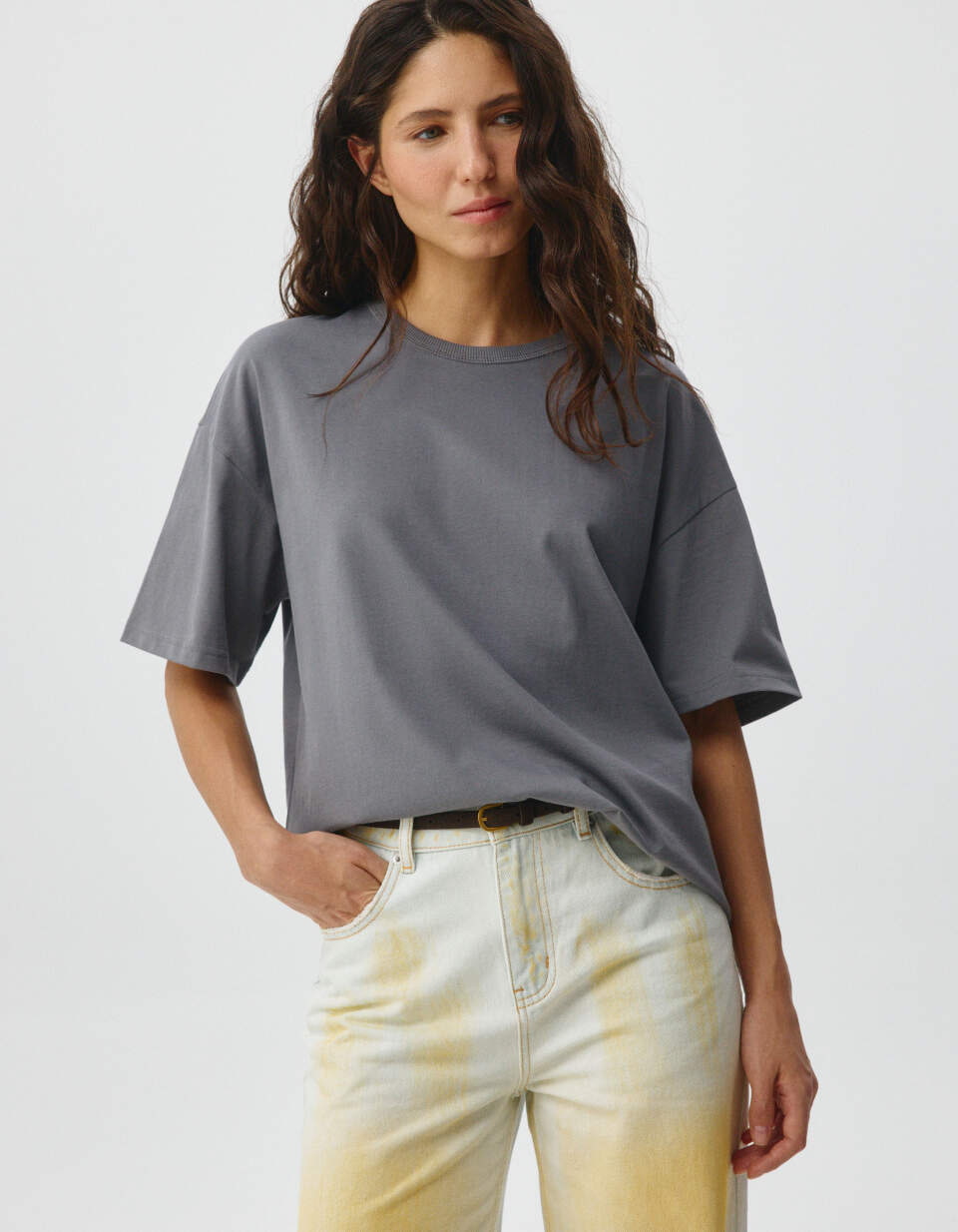 Футболка MIRA OVERSIZE FIT