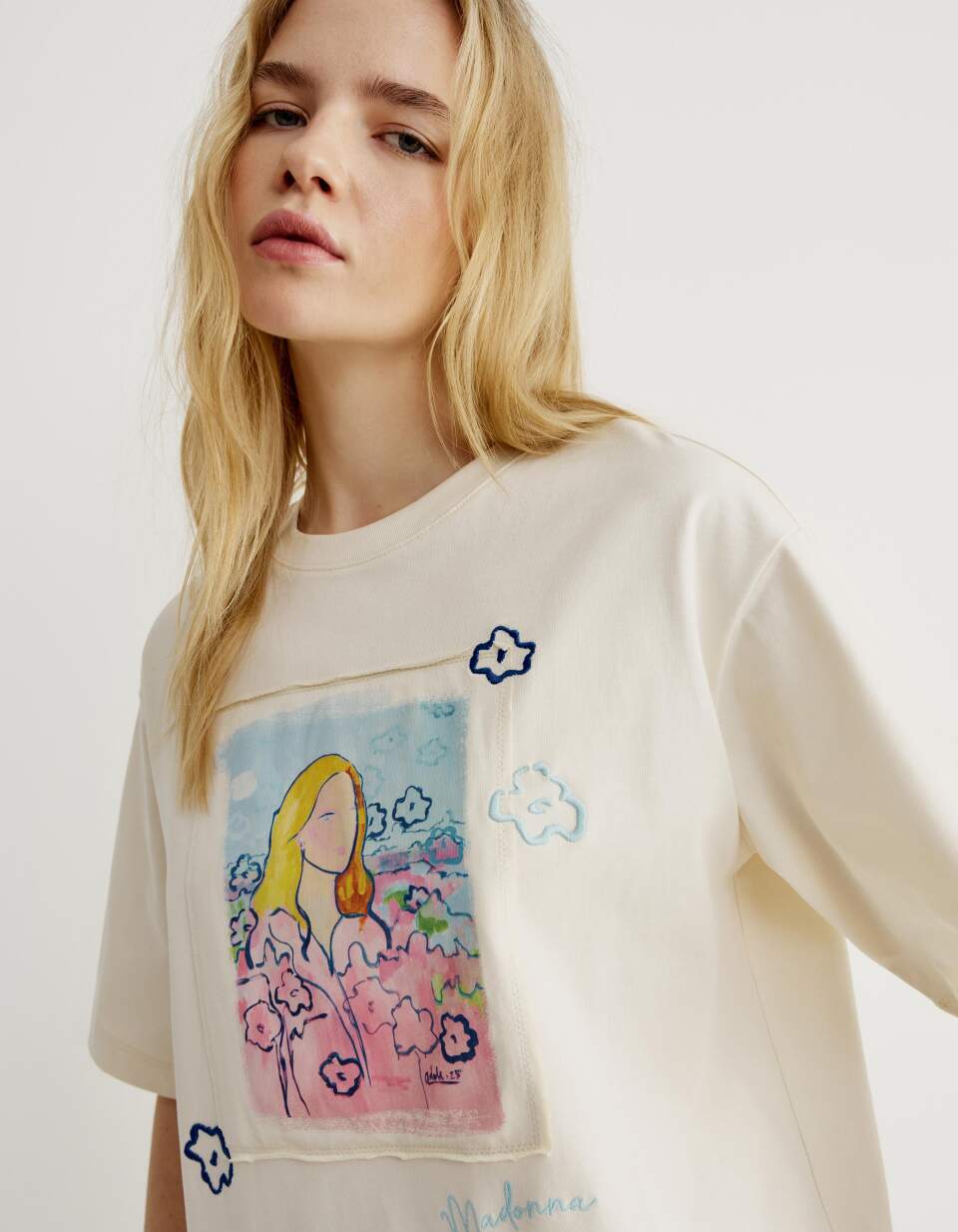 Футболка с принтом из коллекции ART PEOPLE с Адель Левитовой