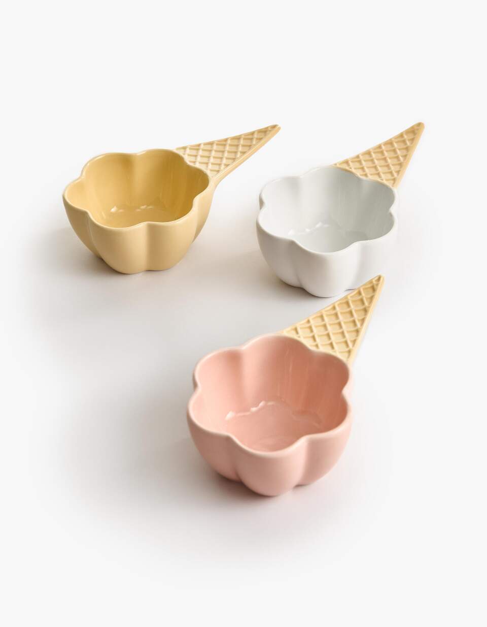 Детская десертная тарелка из фарфора