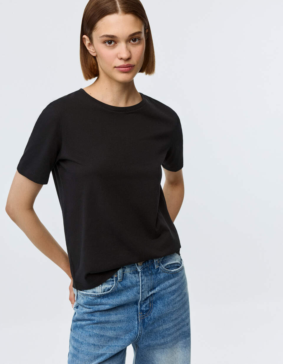 Футболка MARY REGULAR FIT