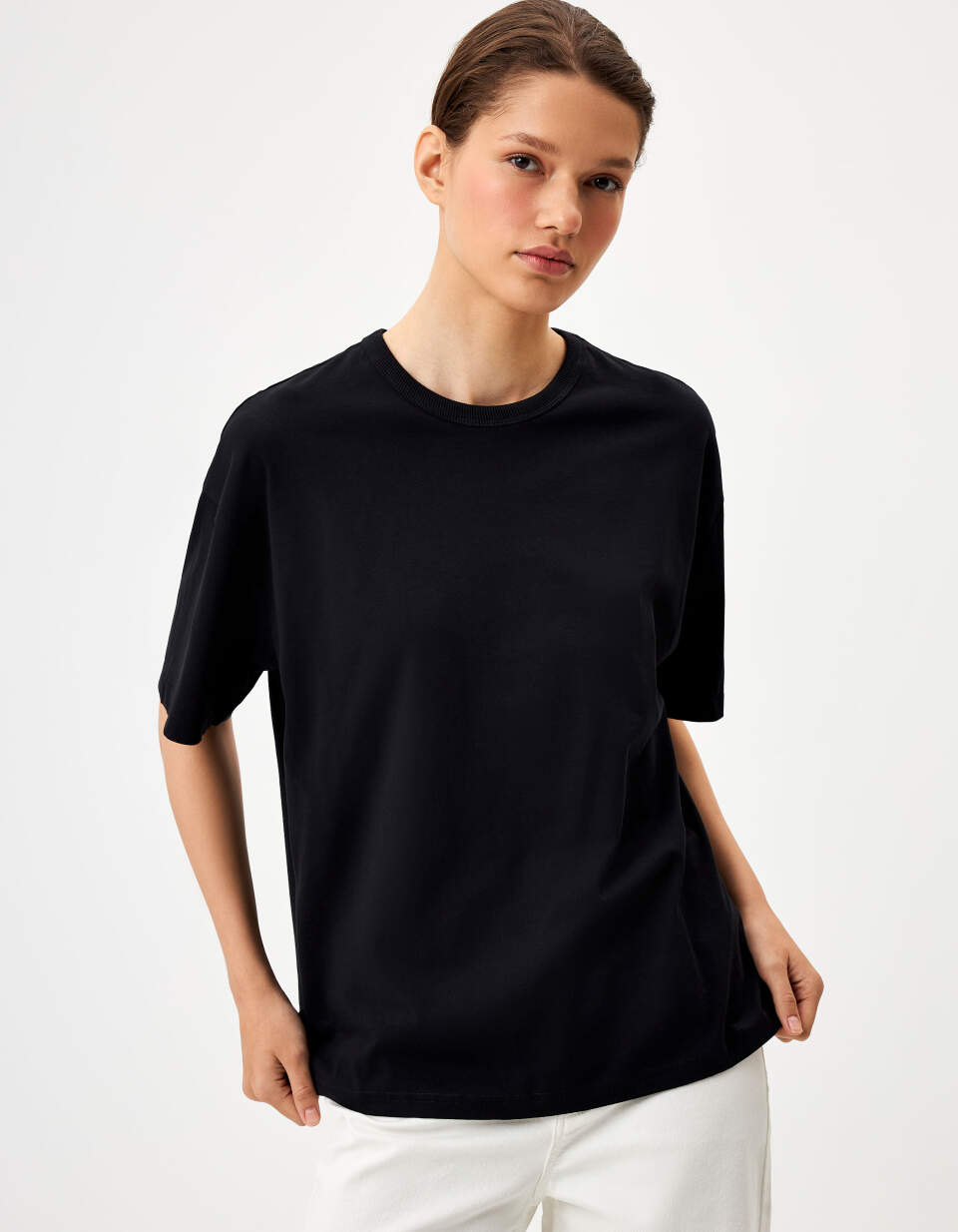 Футболка MIRA OVERSIZE FIT