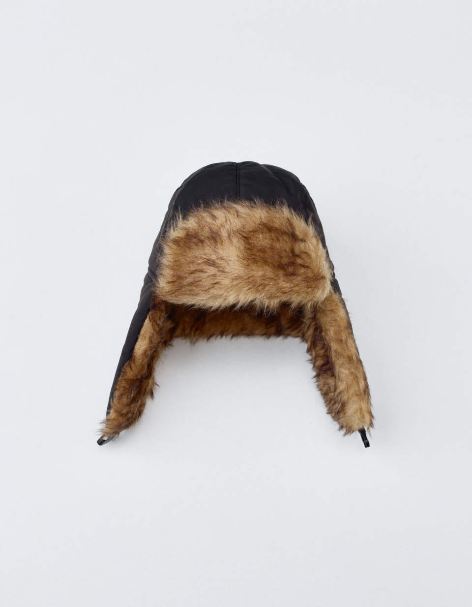 Зимняя шапка-ушанка детская