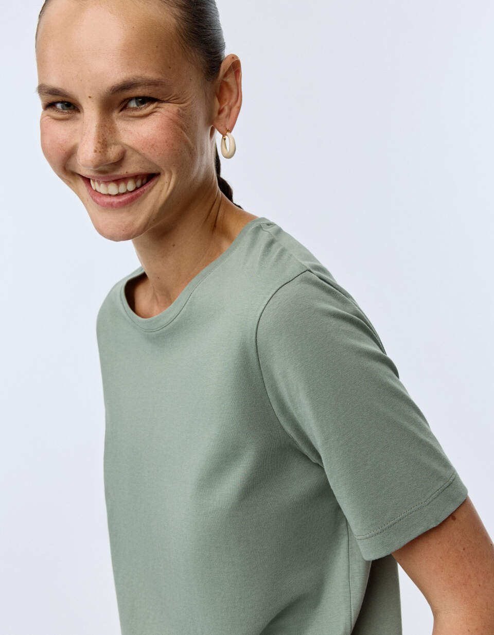 Футболка MARY REGULAR FIT