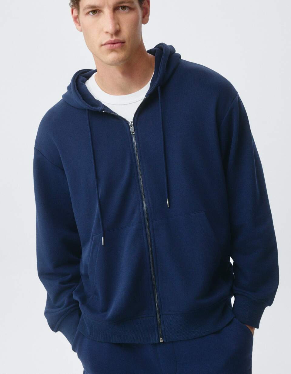 Толстовка из футера на молнии