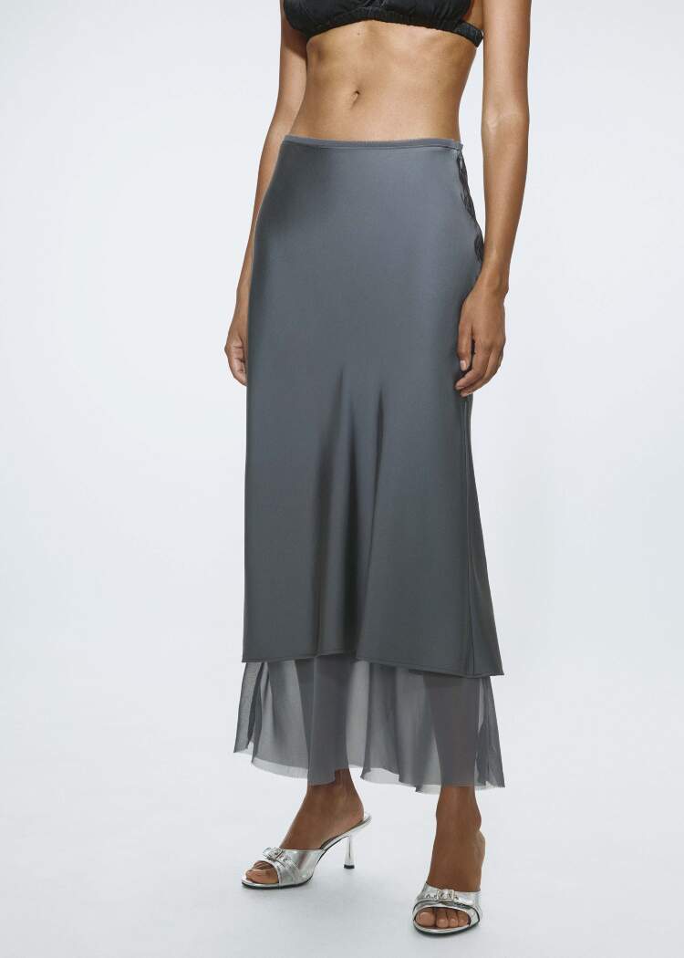 Жалаңаш және сексуалды Анна Семинович