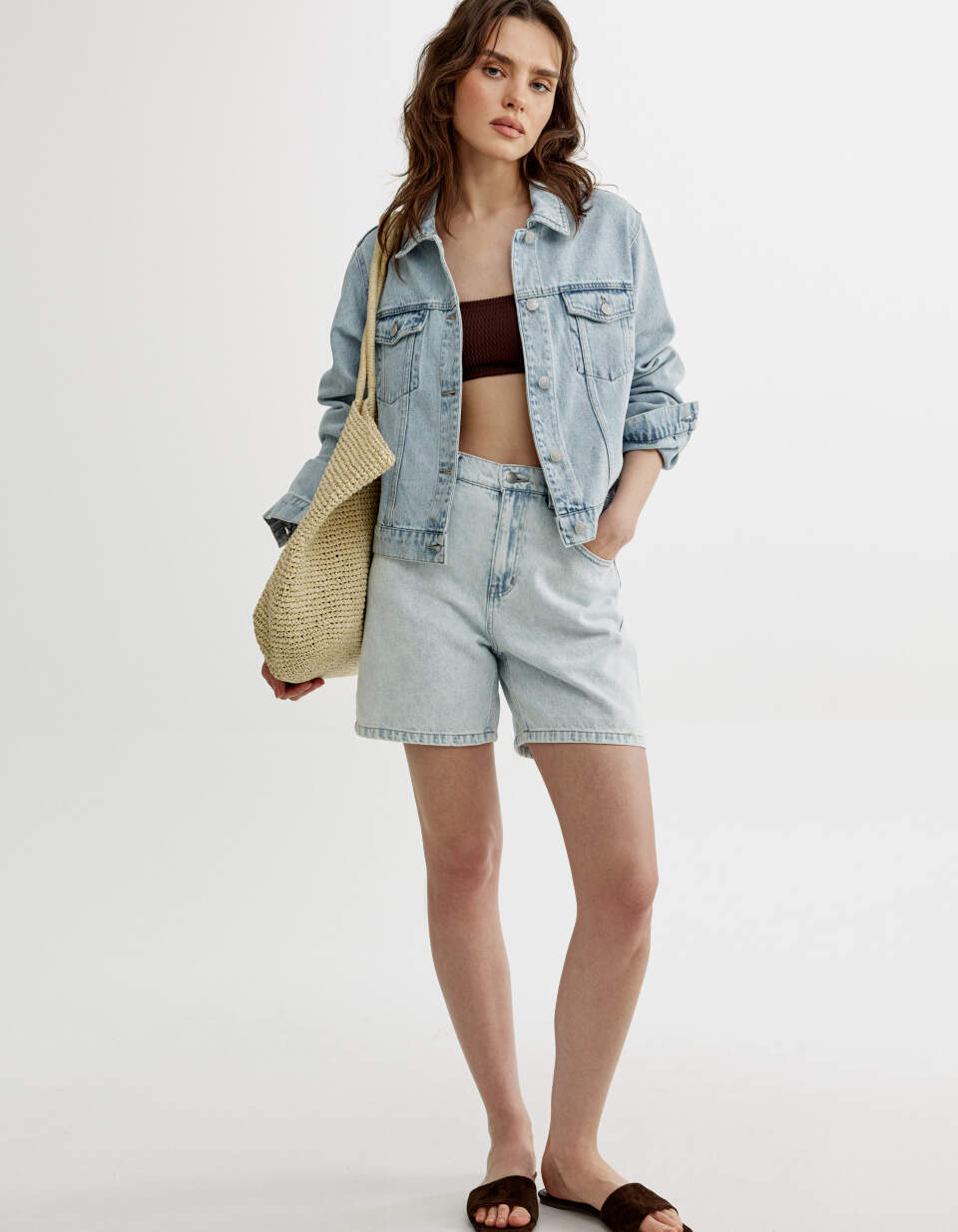 Базовые джинсовые шорты со средней посадкой