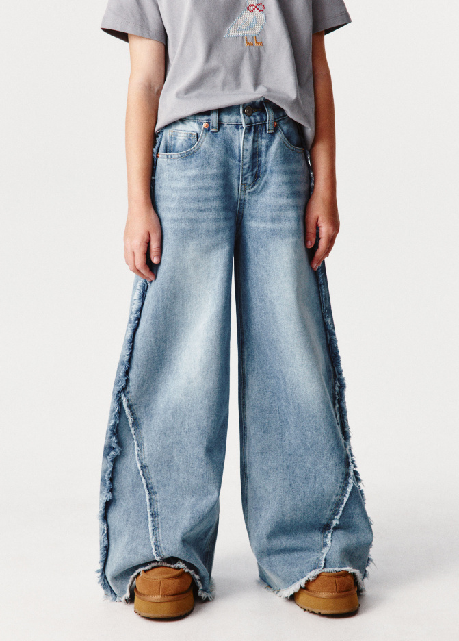 Джинсы SUPER WIDE с бахромой для девочек