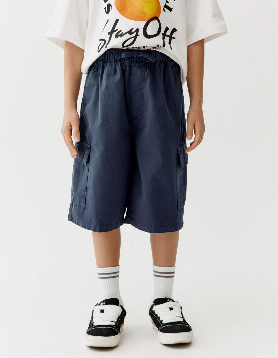 Шорты-карго с объемными карманами для мальчиков