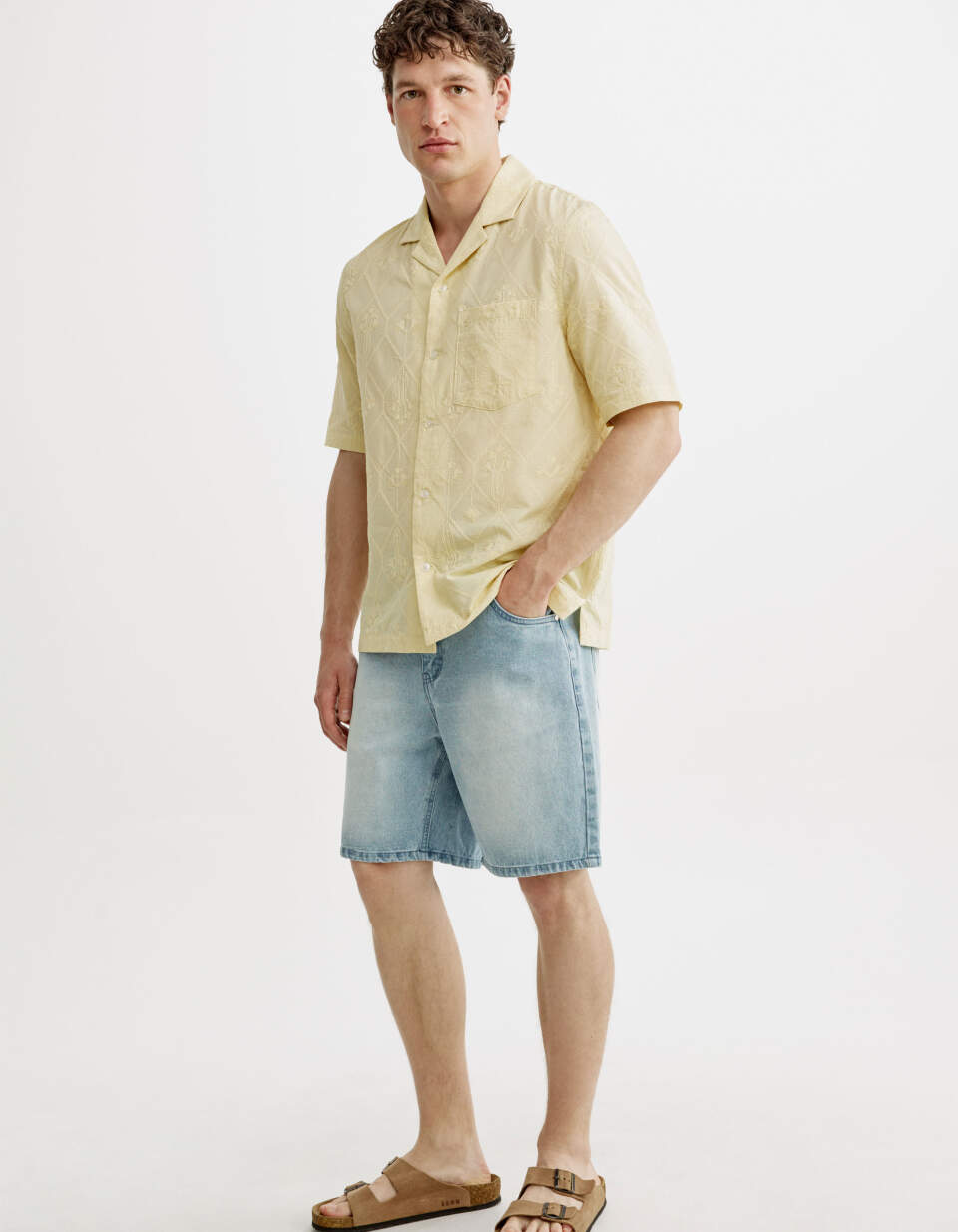 Джинсовые шорты бермуды