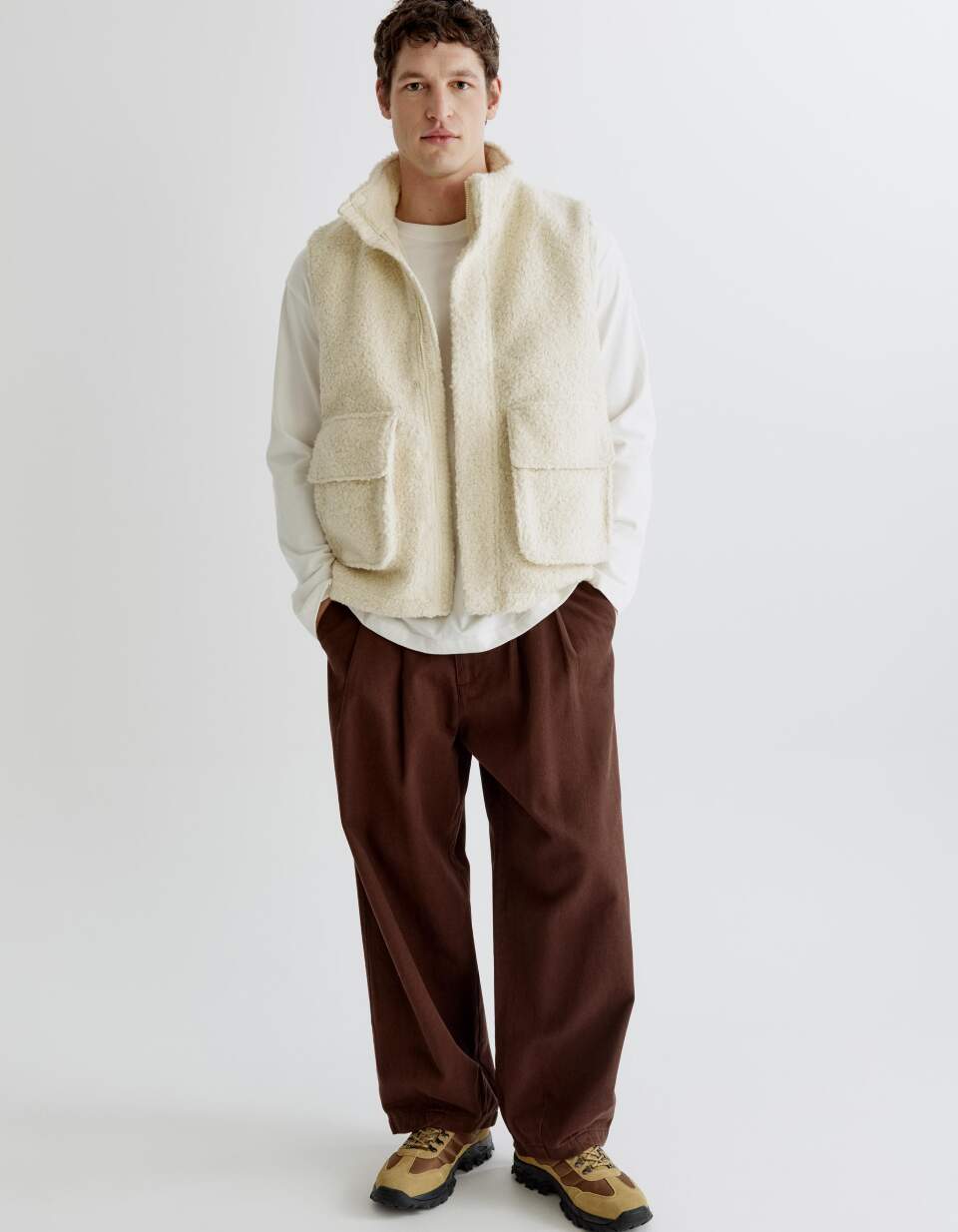 Свободные брюки О-силуэта со средней посадкой