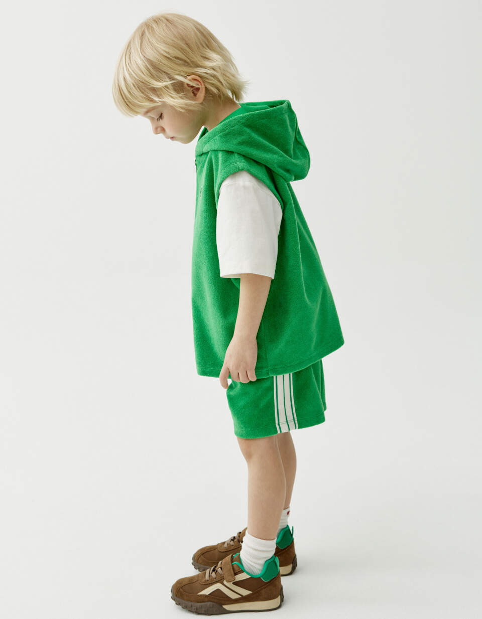 Махровые шорты с лампасами для мальчиков