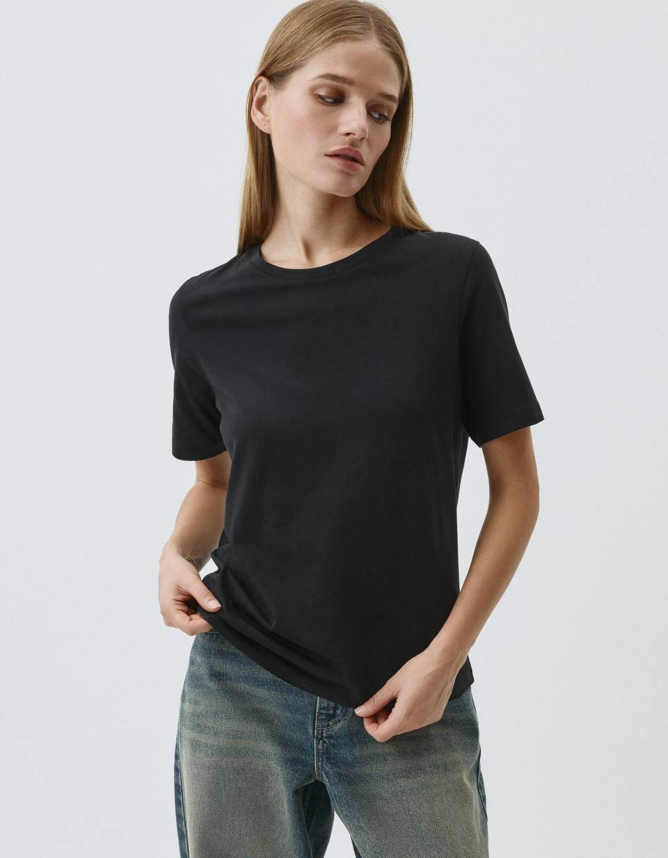 Футболка MARY REGULAR FIT