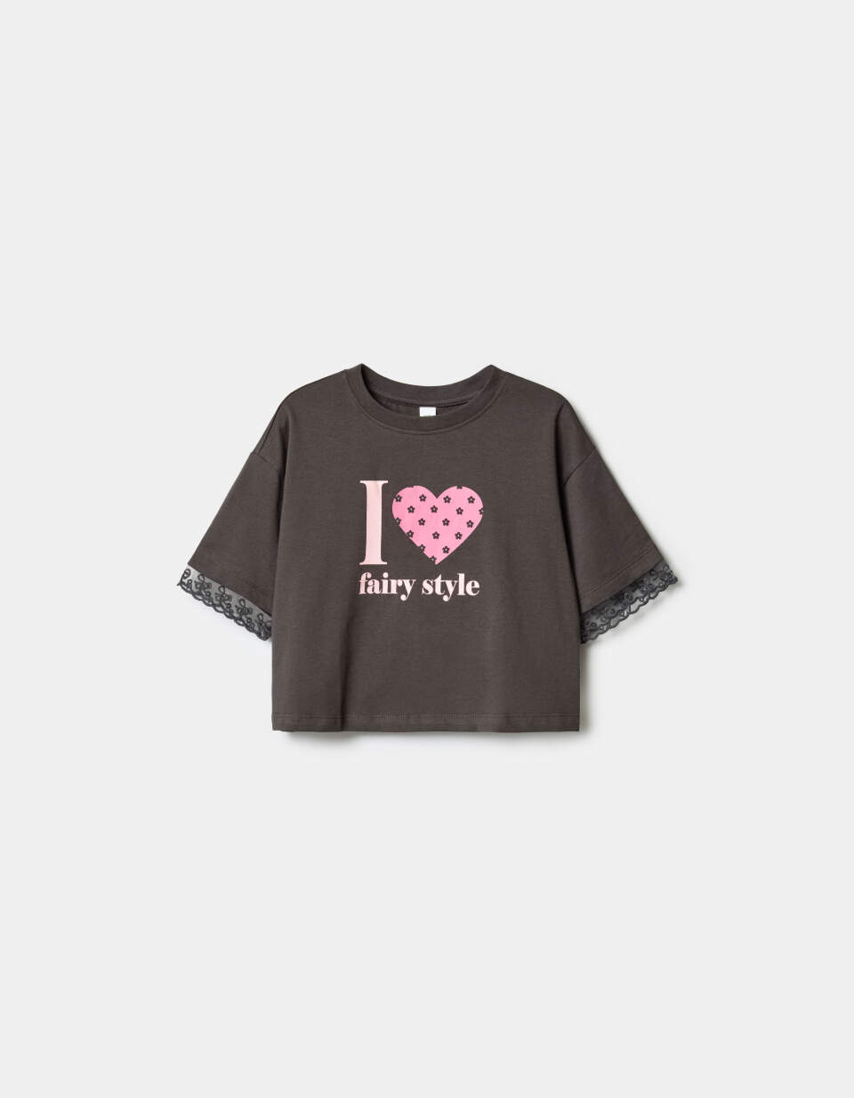 Футболка с кружевными оборками на рукавах для девочек