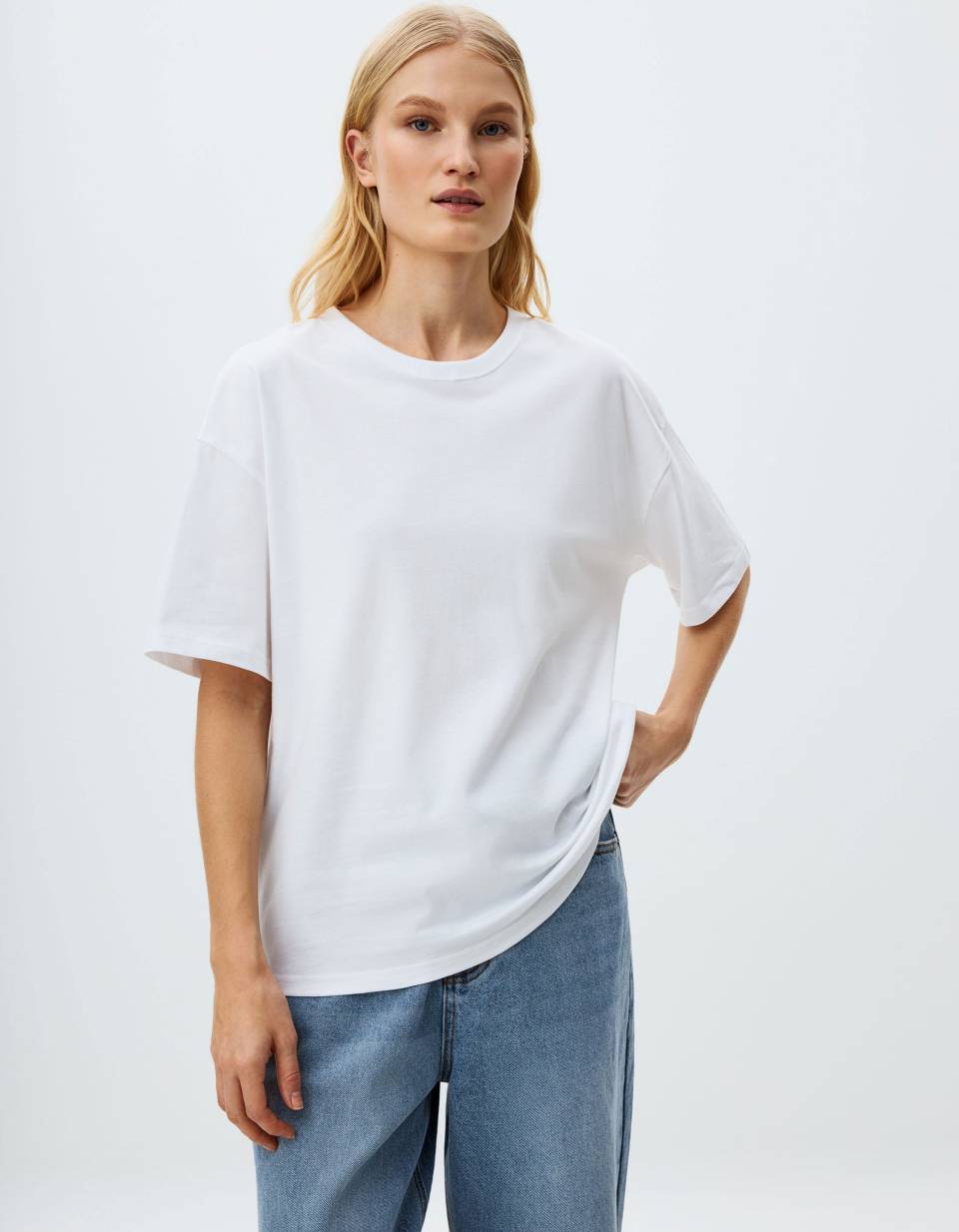 Футболка MIRA OVERSIZE FIT