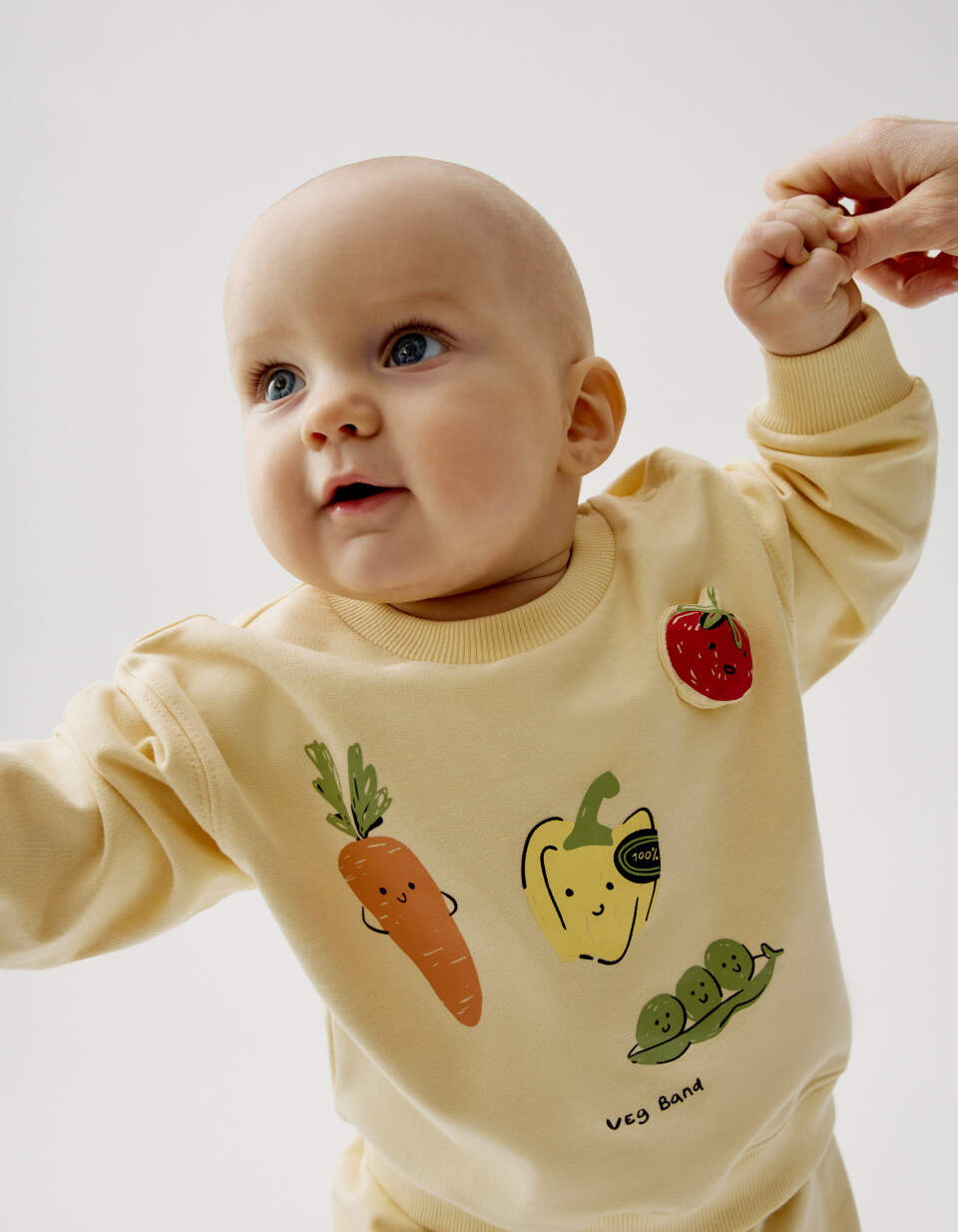 Свитшот с принтом и шуршащим декором для малышей