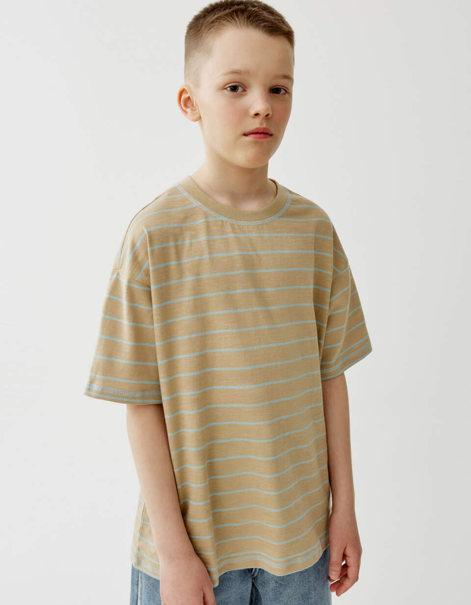 Футболка оверсайз в полоску для мальчиков