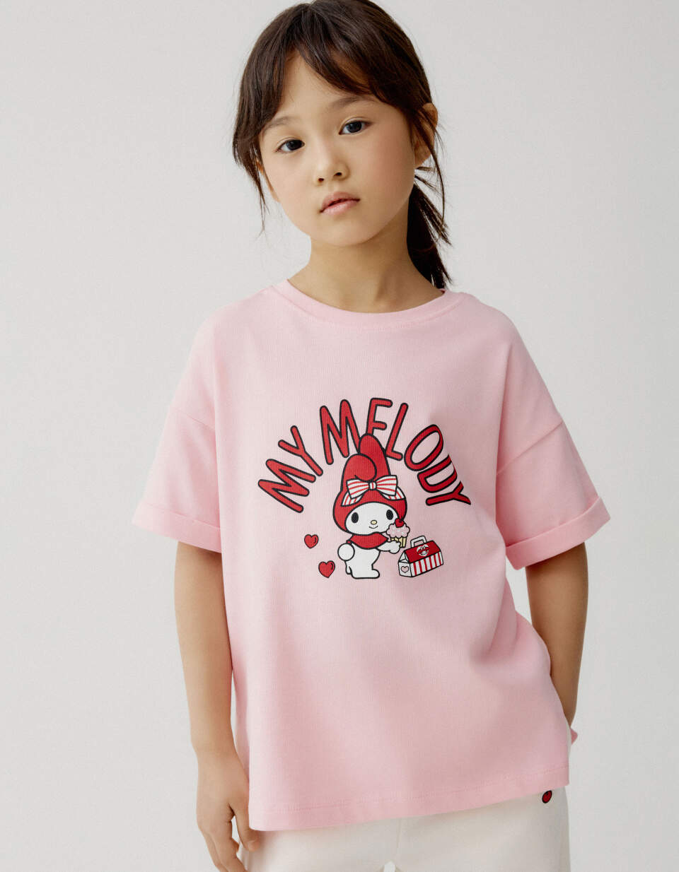 Футболка с принтом Hello Kitty для девочек