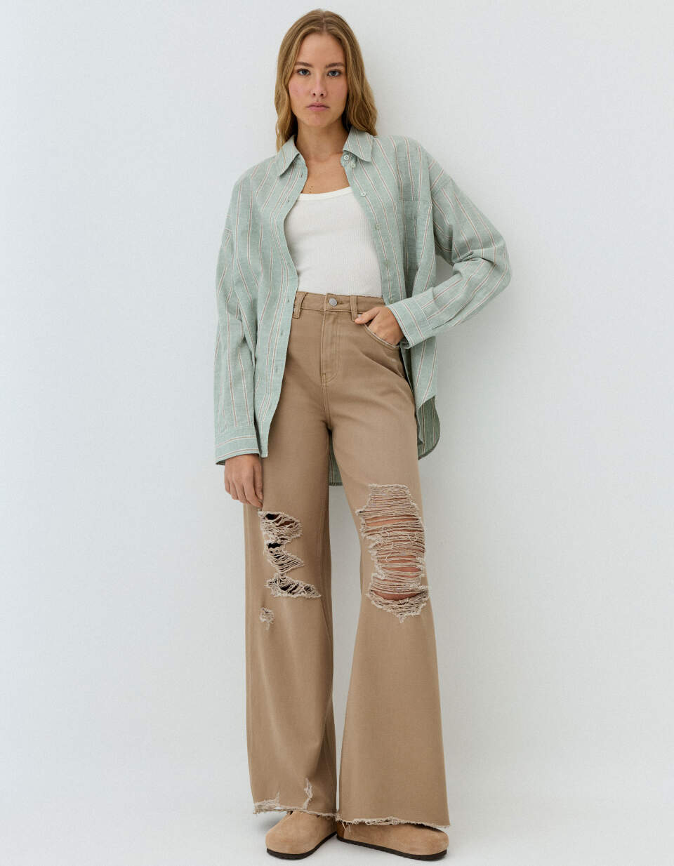 Рваные джинсы Wide Leg