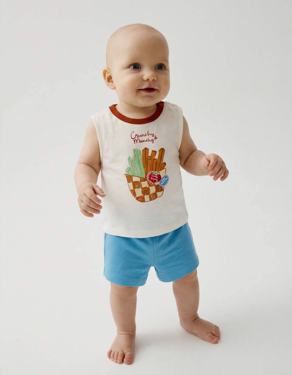 Комплект из майки и шорт для малышей