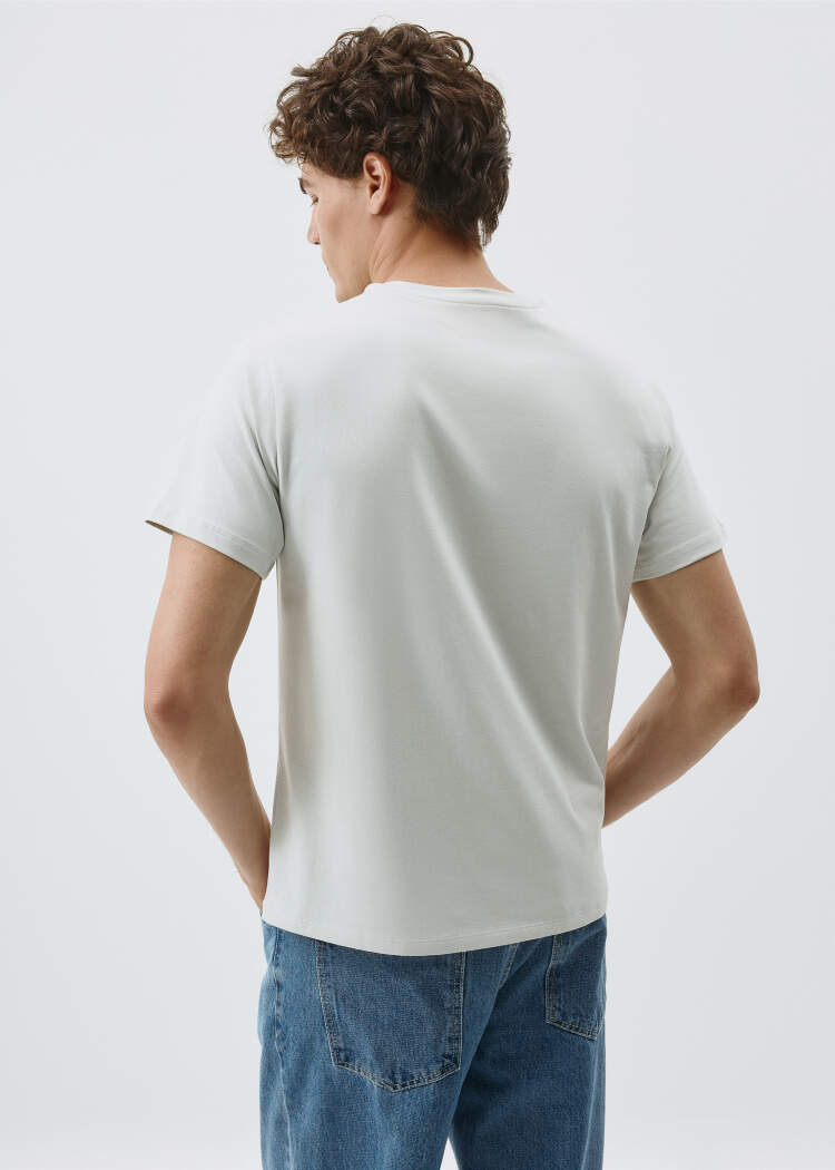 Футболка ADAM SLIM FIT базовая 
