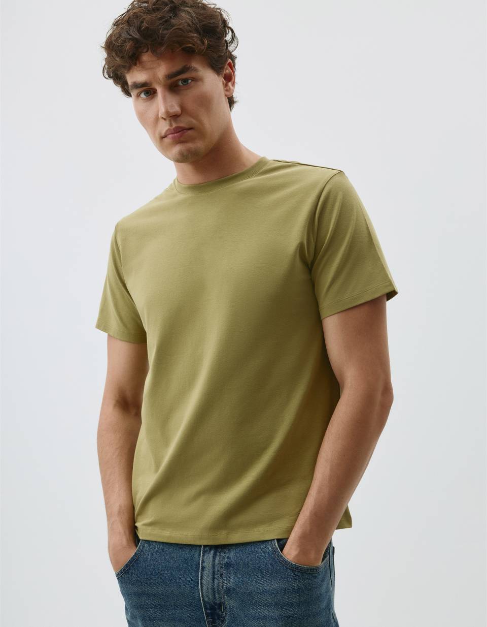 Футболка ADAM SLIM FIT базовая