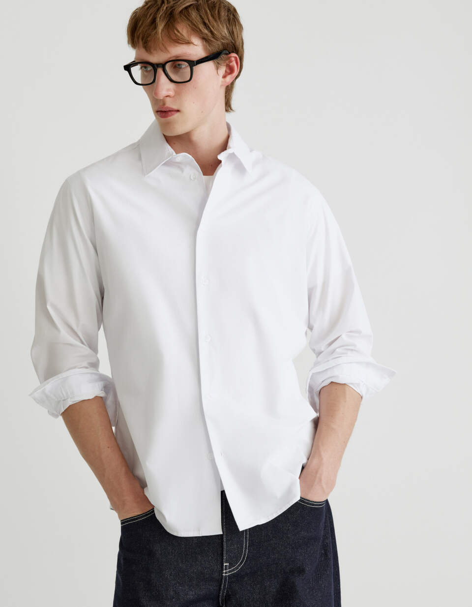 Приталенная рубашка из поплина