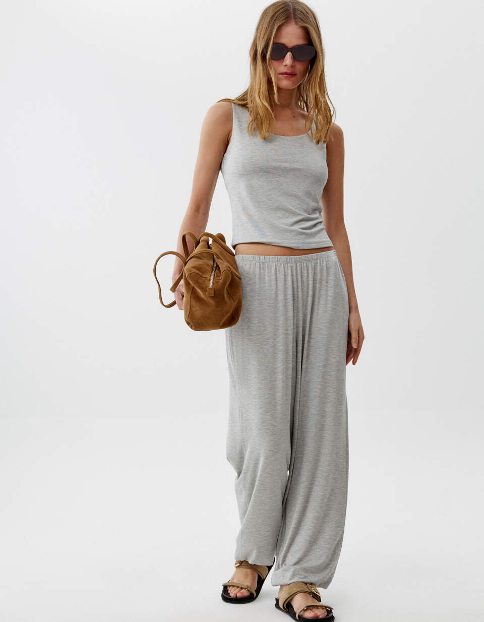 Трикотажные брюки-аладдины