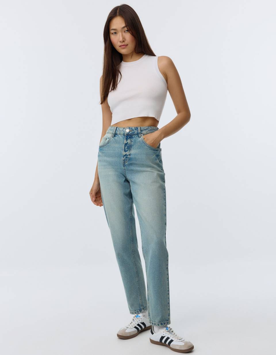 Джинсы Straight Fit с подворотами