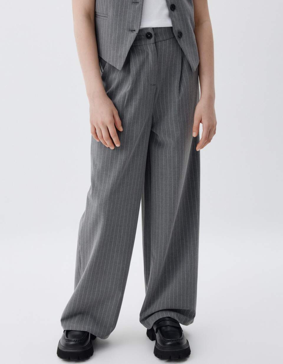 Широкие брюки в полоску для девочек