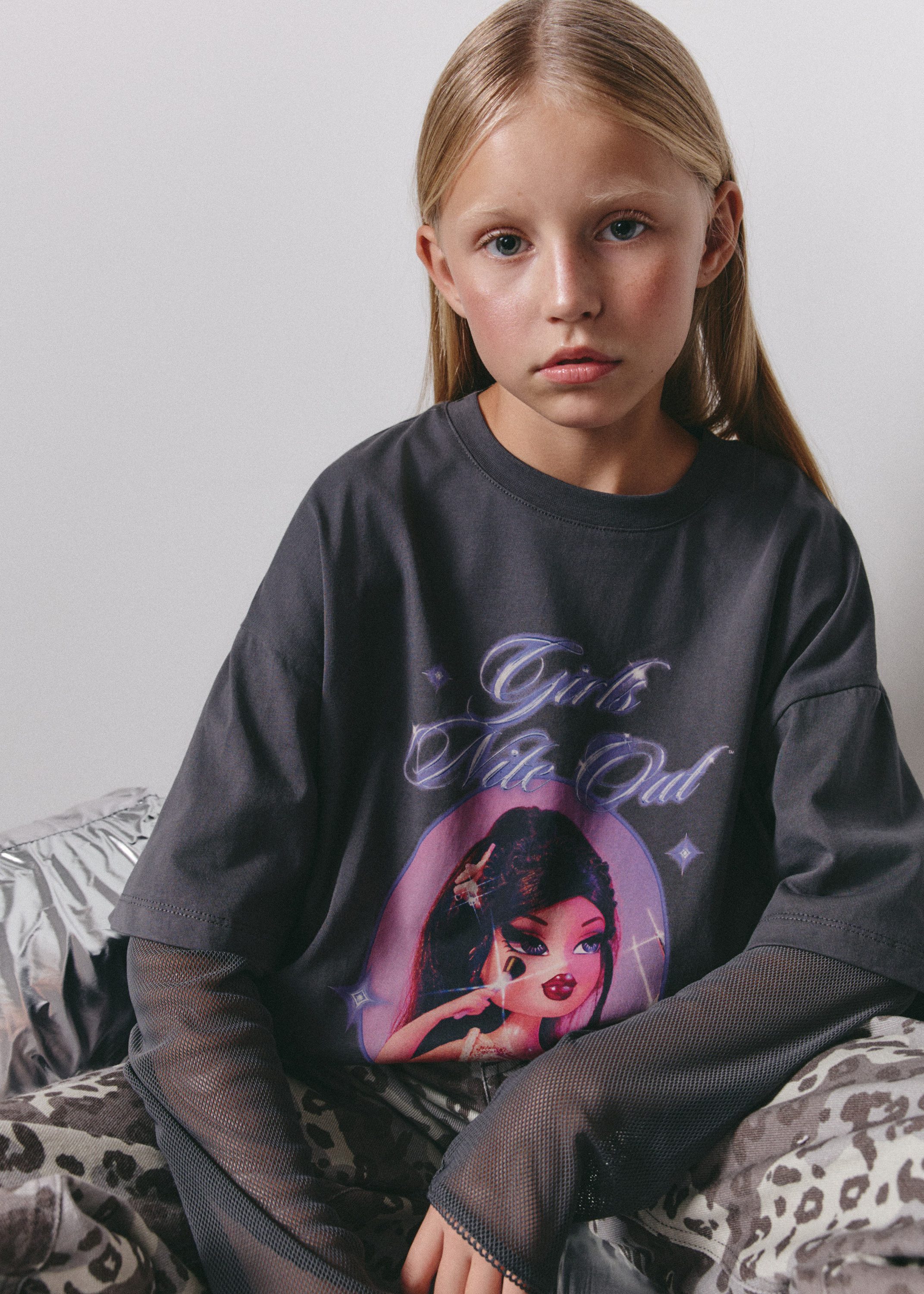 SELA Лонгслив оверсайз для девочек из коллекции SELA × BRATZ