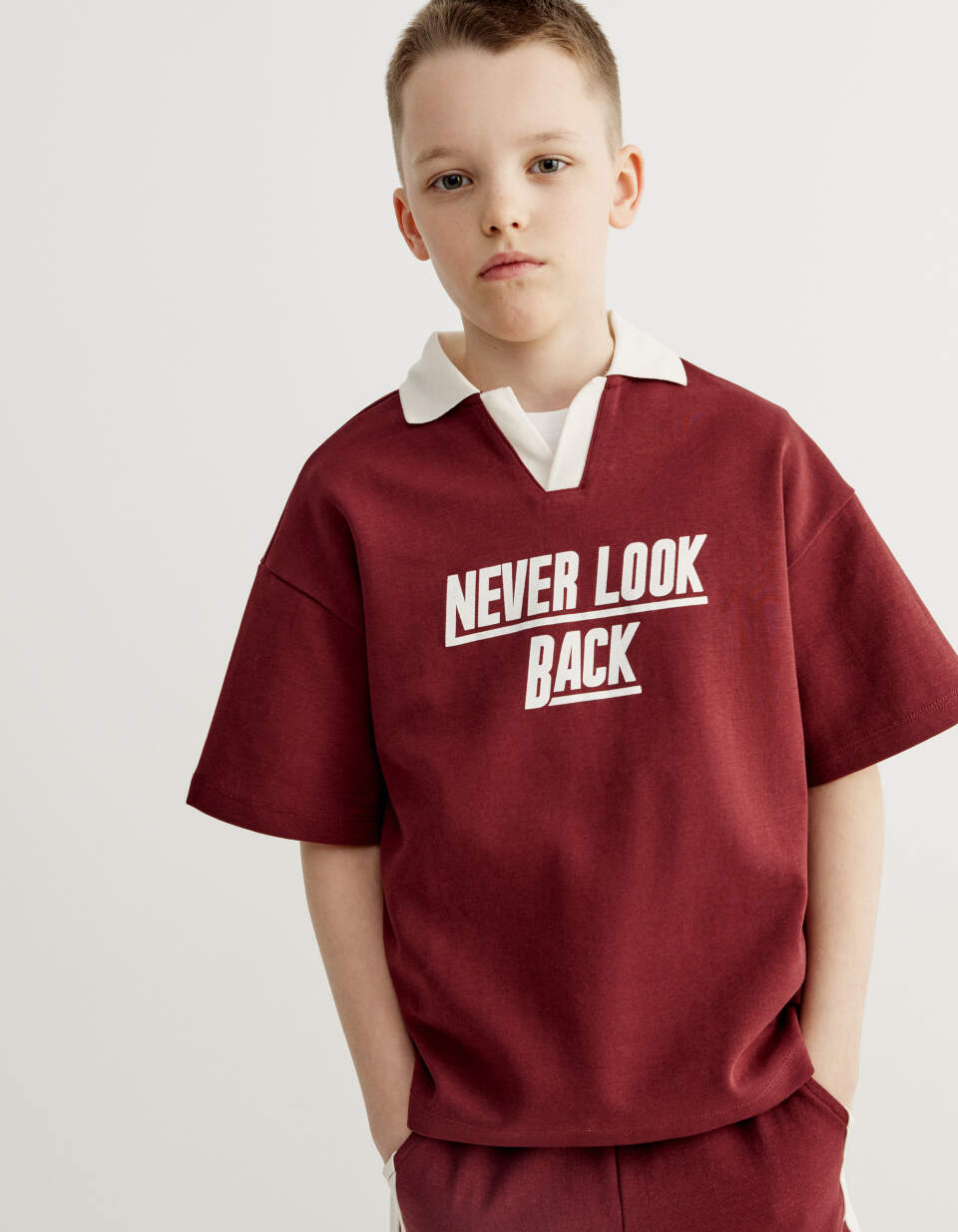 Футболка оверсайз в спортивном стиле для мальчиков