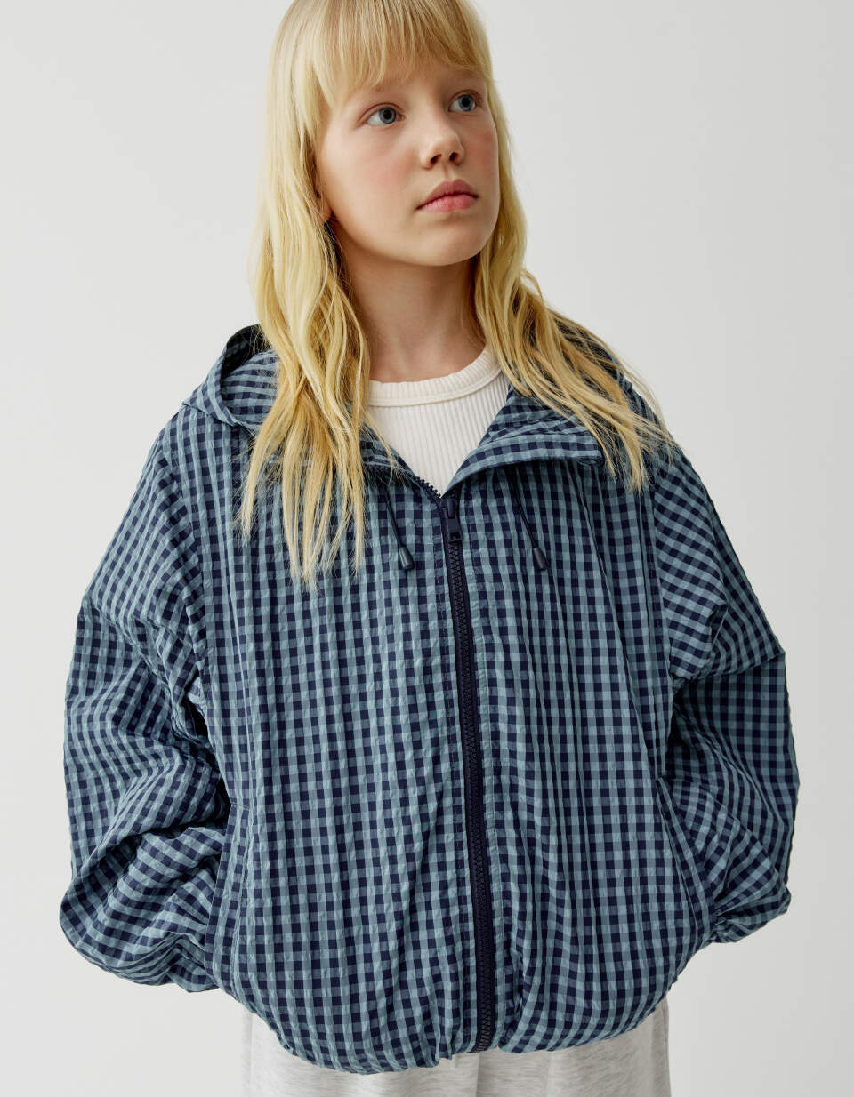 Ветровка в клетку для девочек