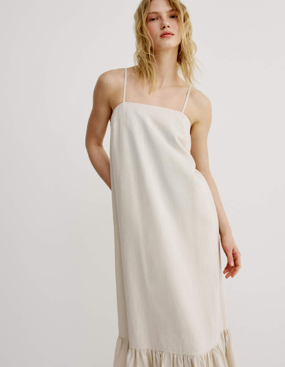 Платье макси на бретелях из смесового льна