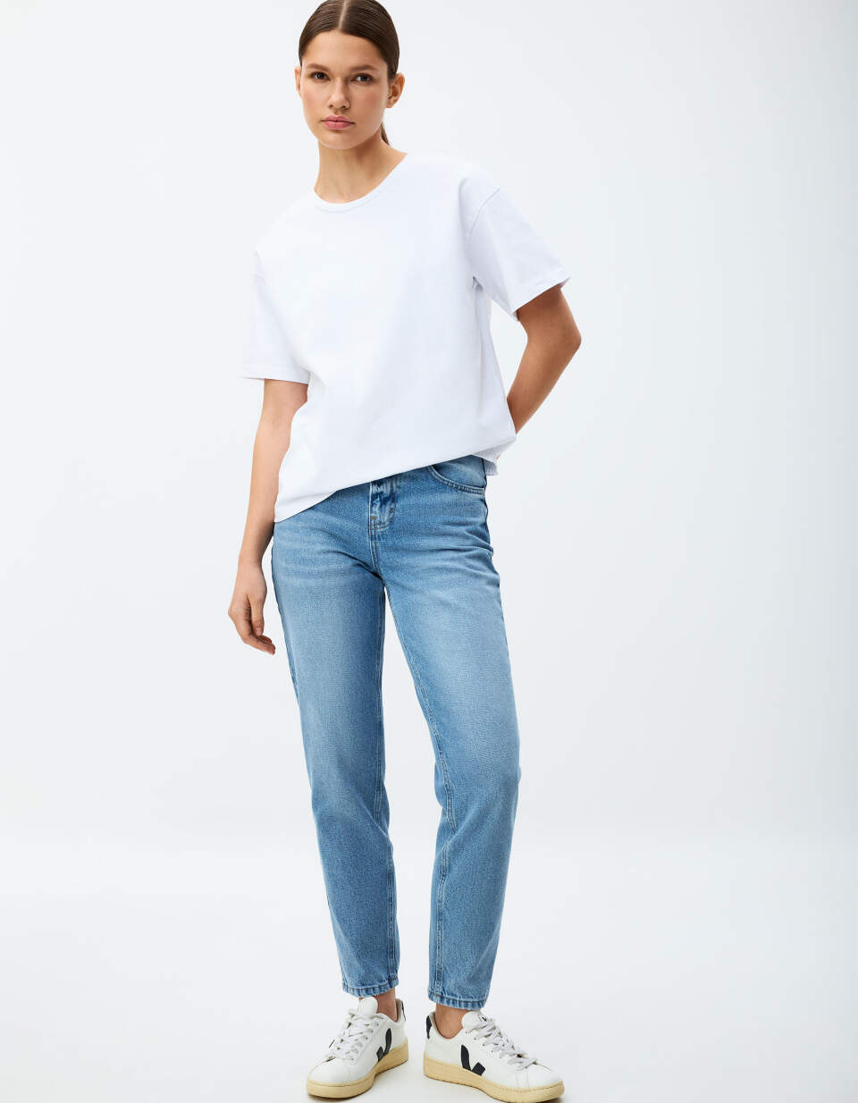Джинсы 404 MOM FIT из органического хлопка