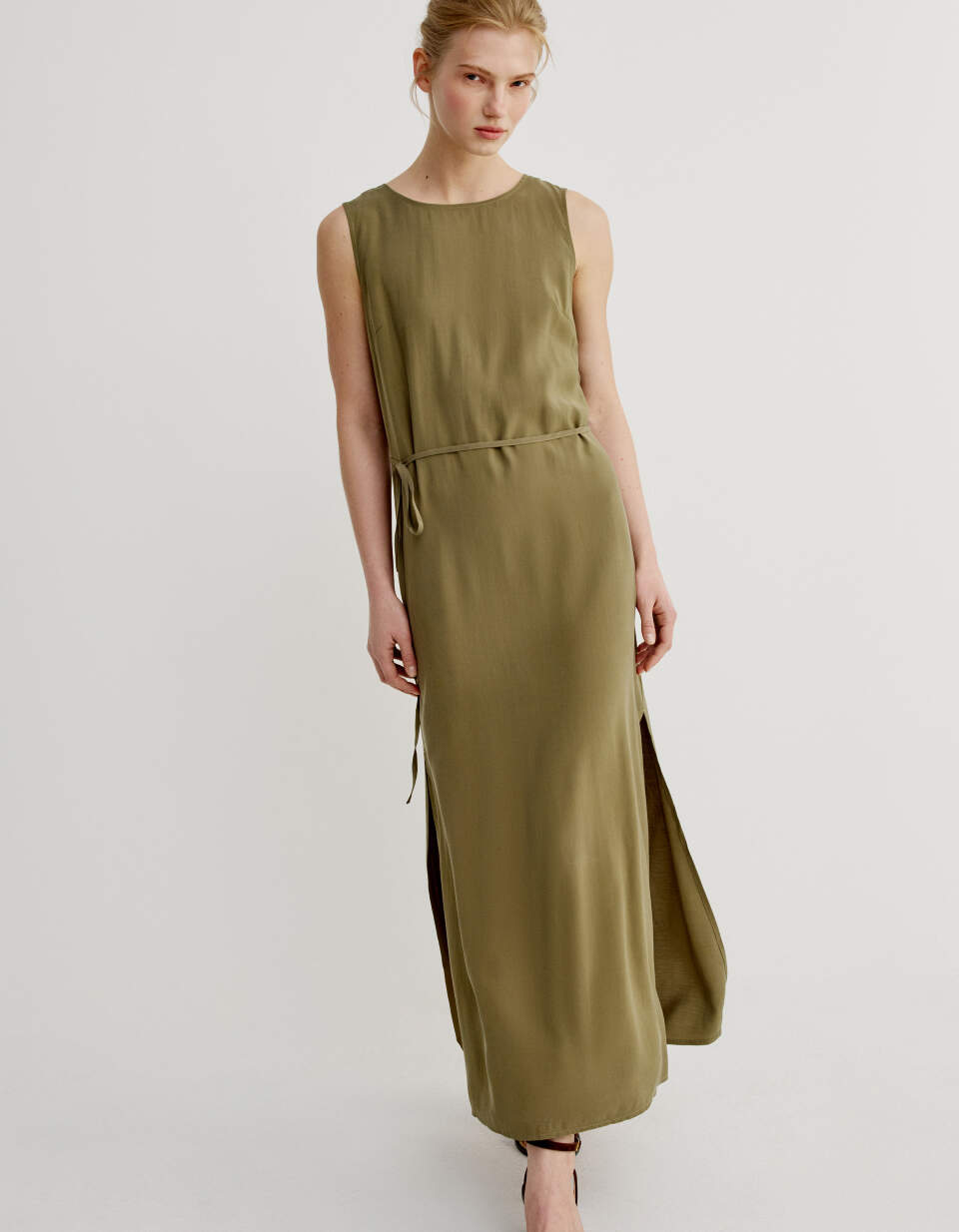 Платье миди из cмесовой вискозы с поясом
