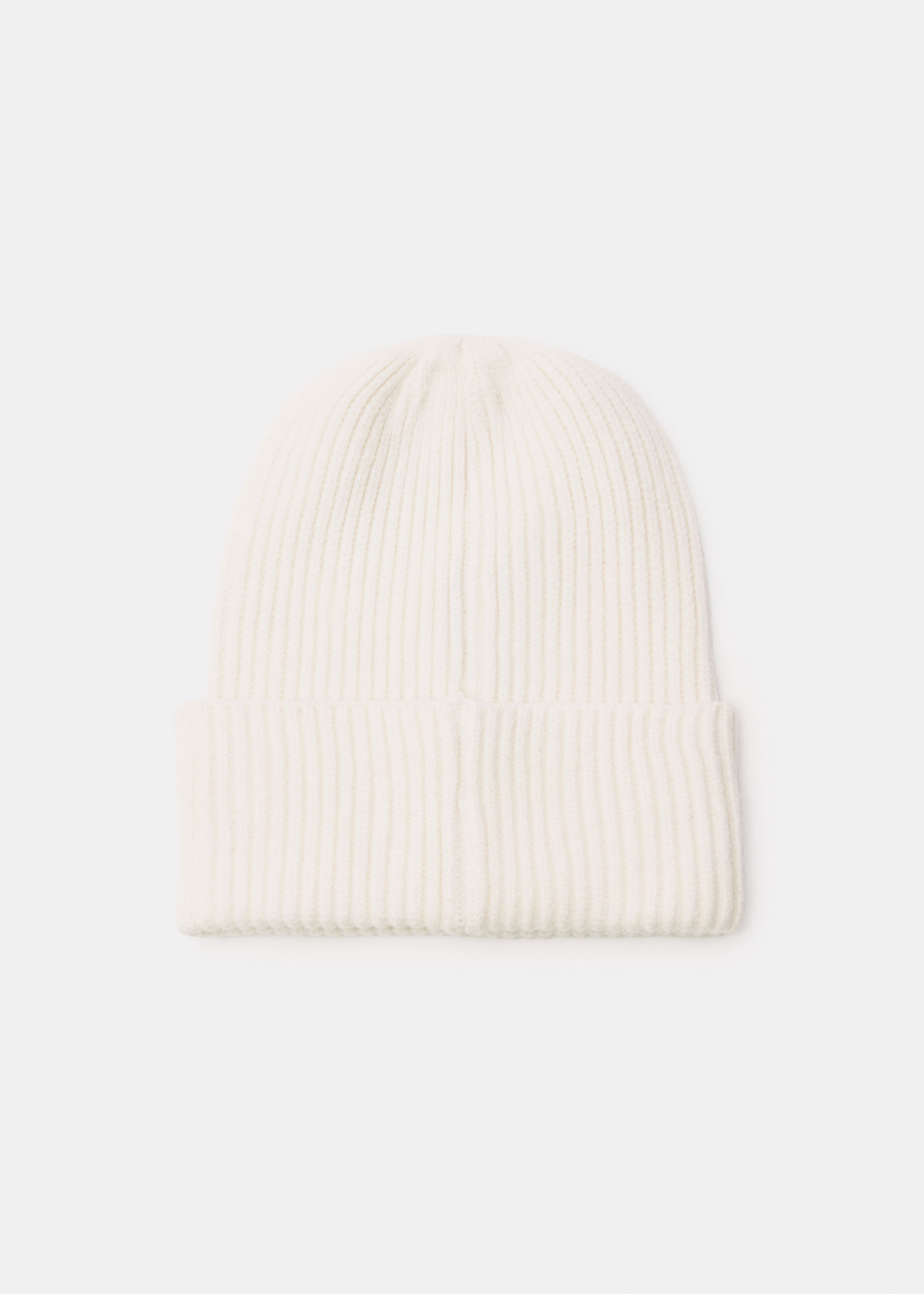 Базовая шапка в рубчик — фото 3