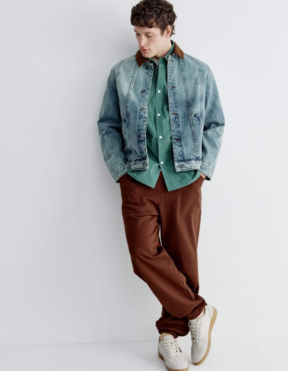 Базовые джоггеры из футера