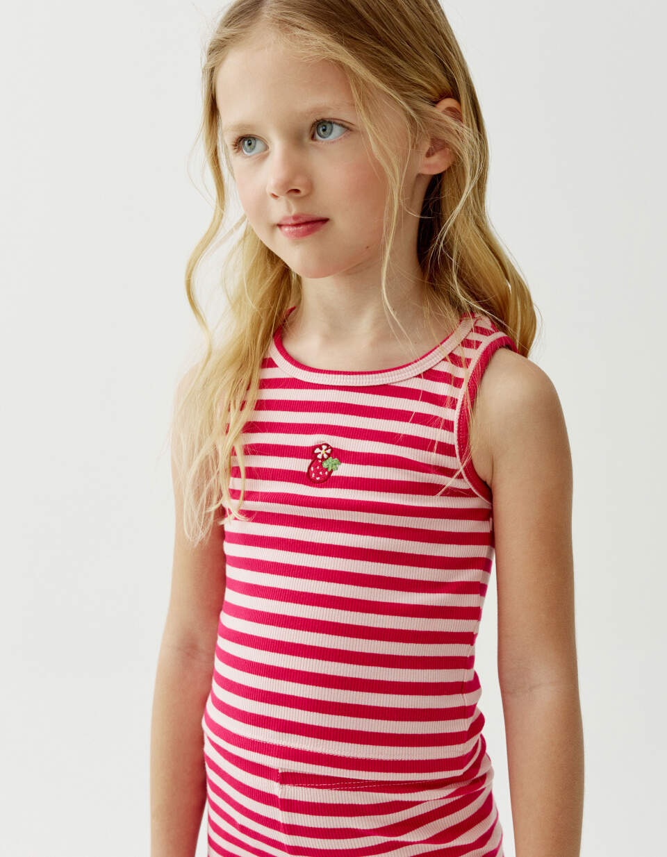 Топ с вышивкой для девочек