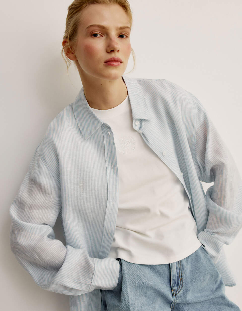 Рубашка оверсайз из тонкого льна