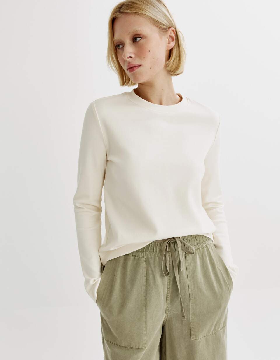 Базовый лонгслив из интерлока