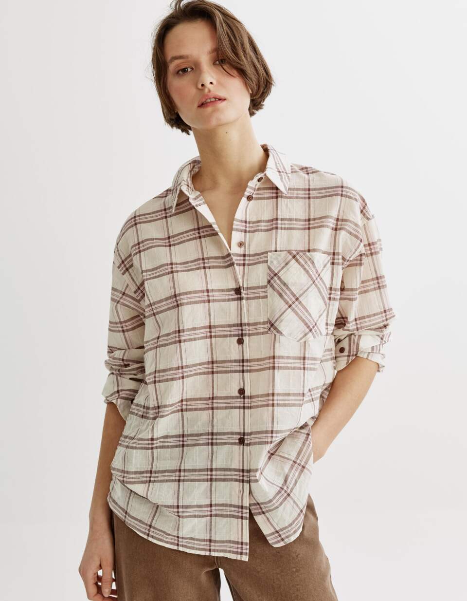 Рубашка оверсайз в клетку из жатой ткани