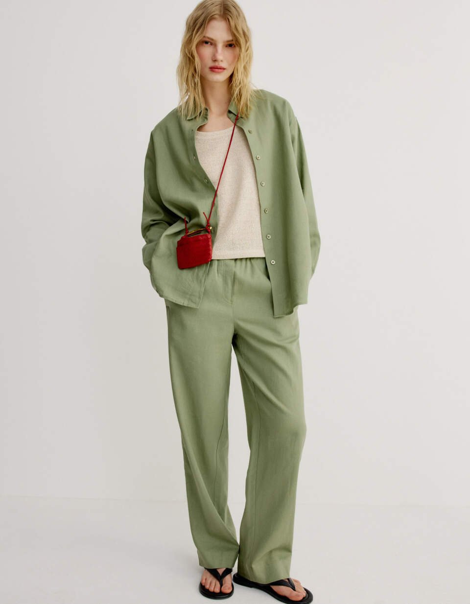 Брюки из смесового льна и вискозы