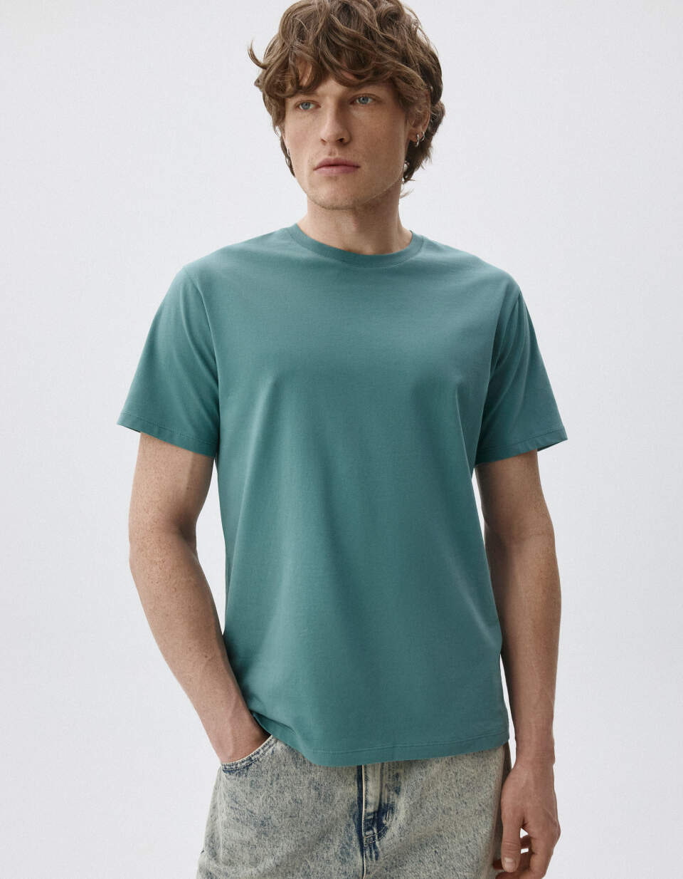 Футболка ADAM SLIM FIT базовая