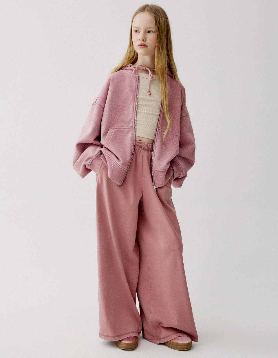 Широкие брюки с эффектом стирки для девочек