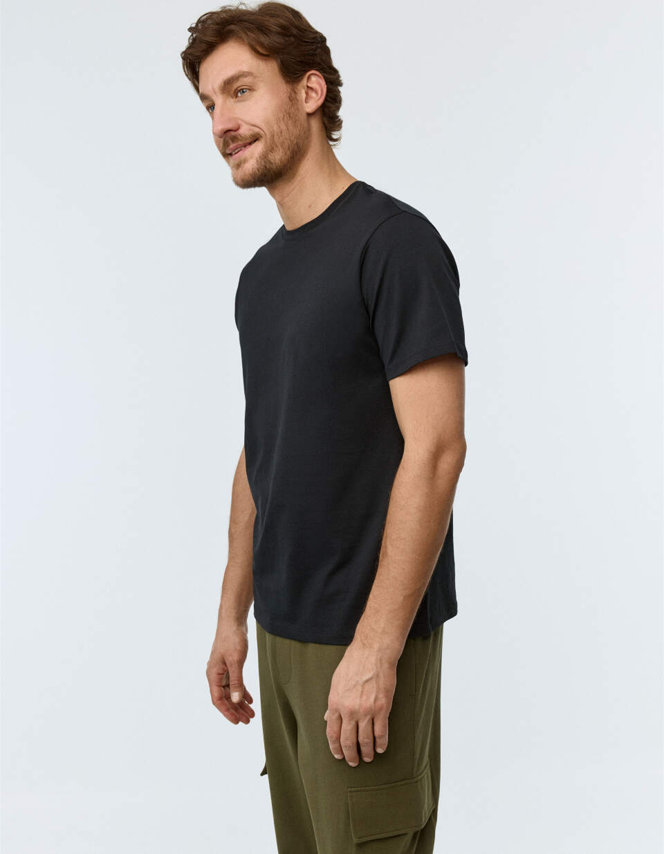 Футболка ADAM SLIM FIT базовая