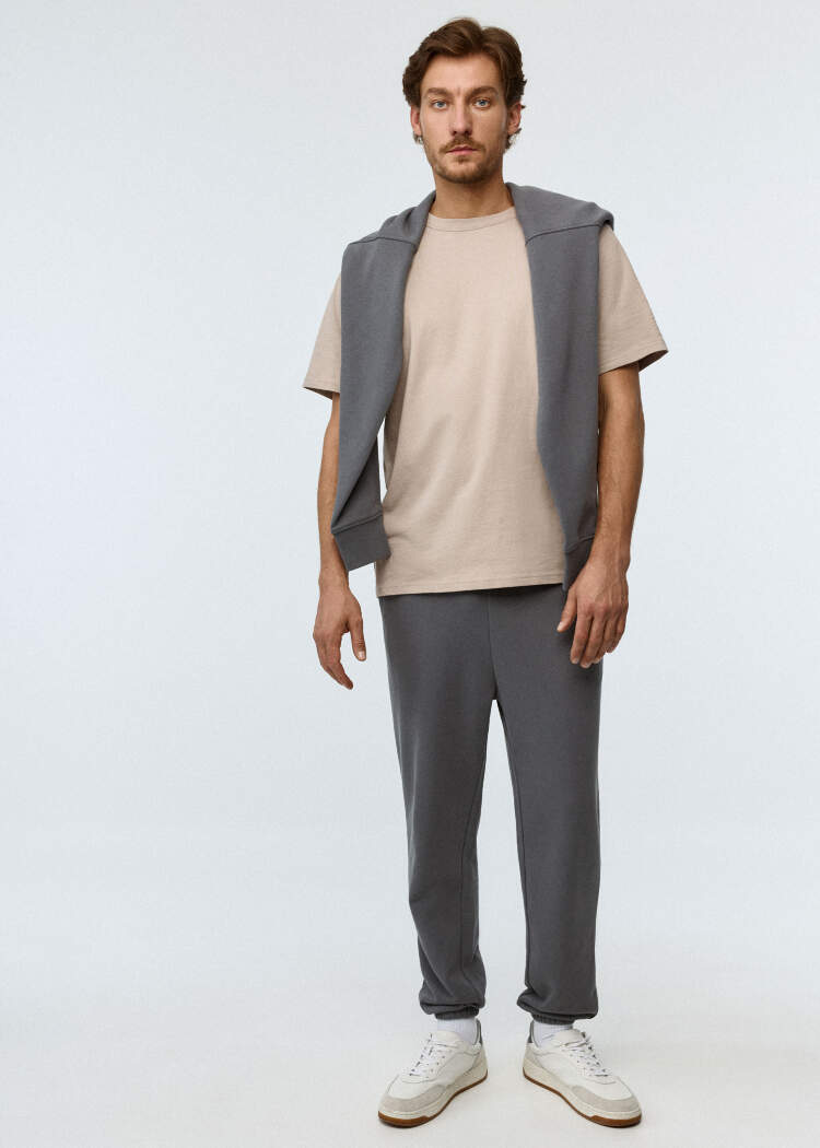 Футболка PETER REGULAR FIT базовая 