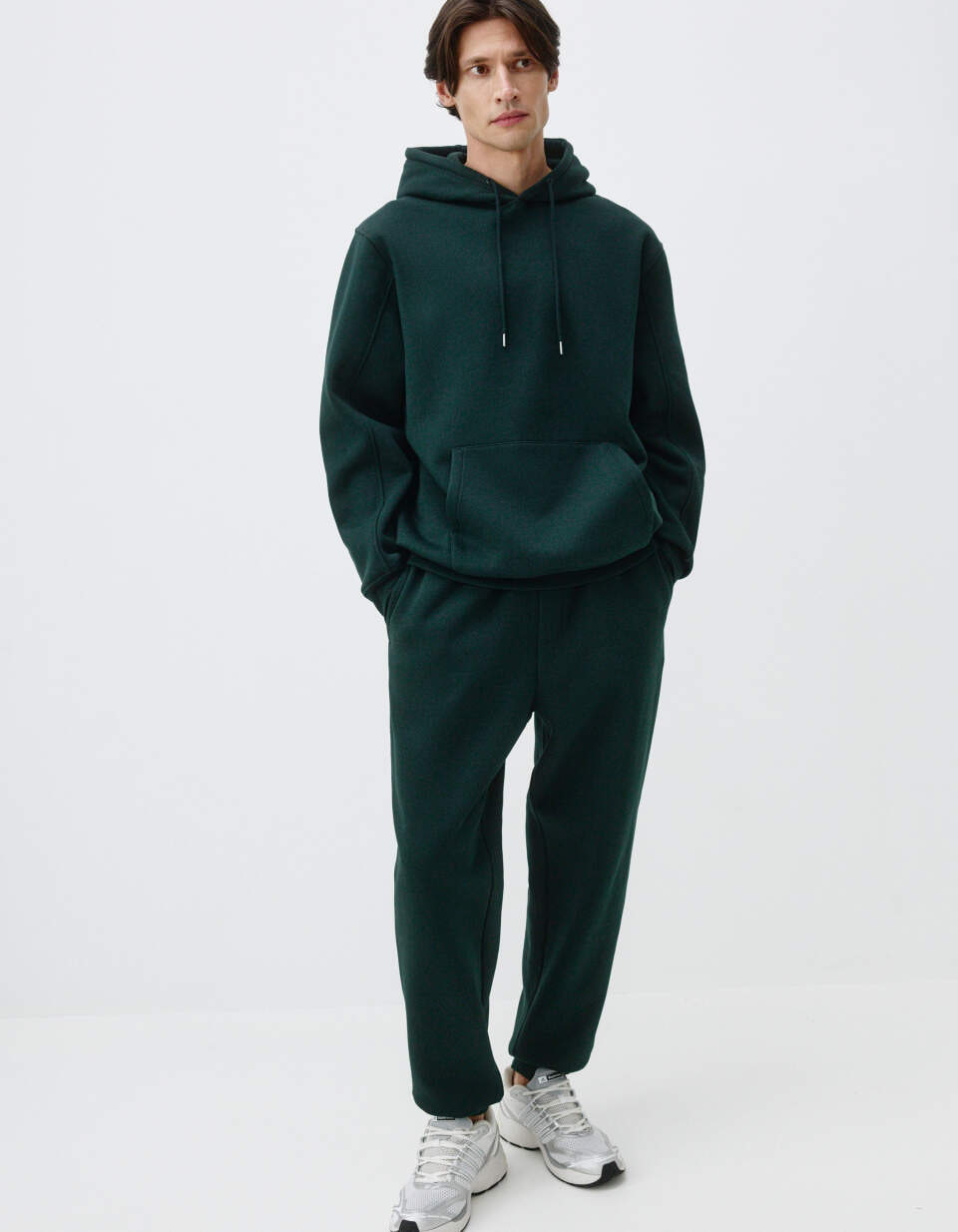 Базовые джоггеры из футера